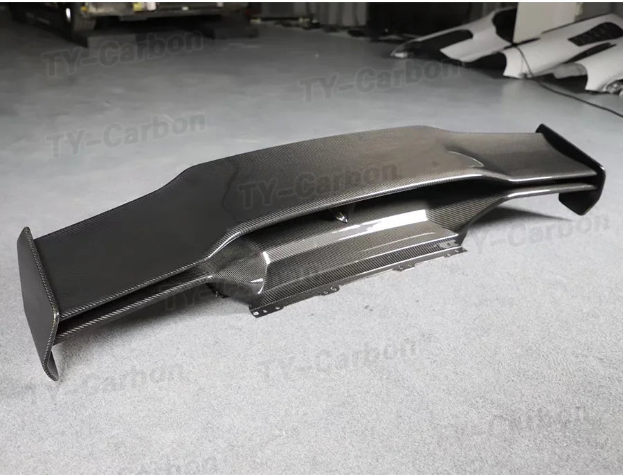 Lamborghini Huracan V-Style Carbon Rear Duck Spoiler / Trunk Lid Wing