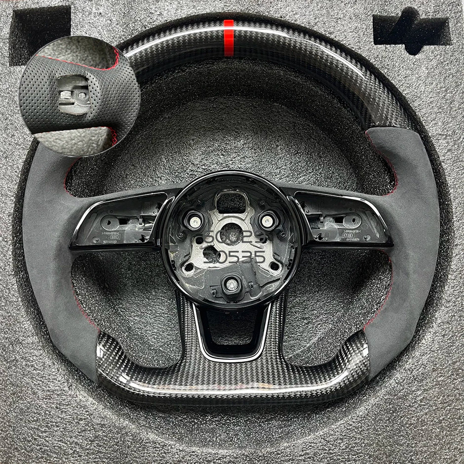 Real Carbon Fibre Steering Wheel – Customisable (Audi Fitment)